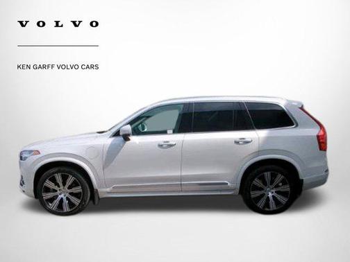 2022 Volvo XC90 Recharge Plug-In Hybrid T8 Inscription 7 Passenger