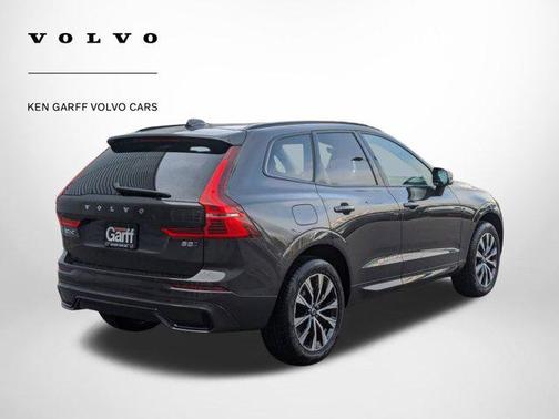 2025 Volvo XC60 B5 Core