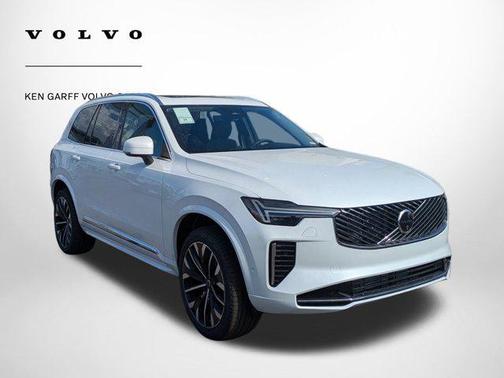 2025 Volvo XC90 Plug-In Hybrid T8 Plus 7-Seater
