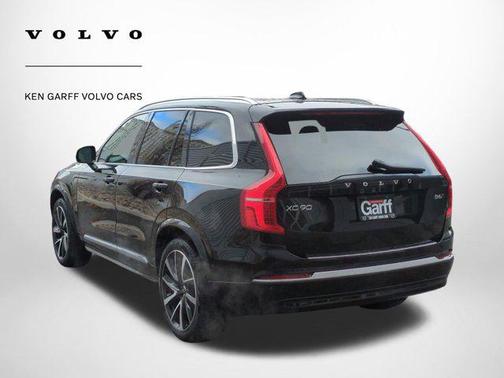 2025 Volvo XC90 B6 Plus 7-Seater