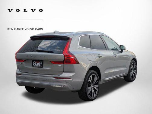 2023 Volvo XC60 Recharge Plug-In Hybrid T8 Ultimate Bright Theme