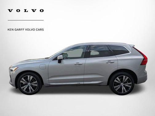 2023 Volvo XC60 Recharge Plug-In Hybrid T8 Ultimate Bright Theme