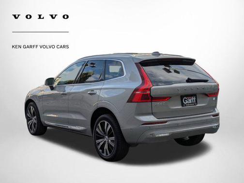 2023 Volvo XC60 Recharge Plug-In Hybrid T8 Ultimate Bright Theme