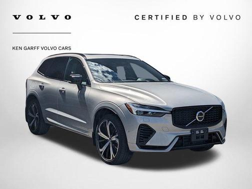 2022 Volvo XC60 Recharge Plug-In Hybrid T8 R-Design