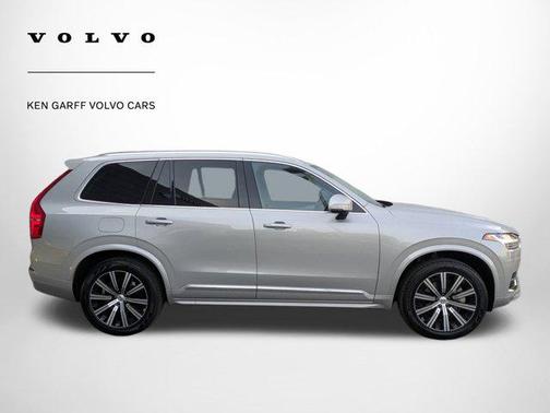 2025 Volvo XC90 B5 Core