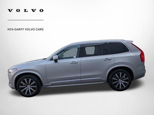 2025 Volvo XC90 B5 Core