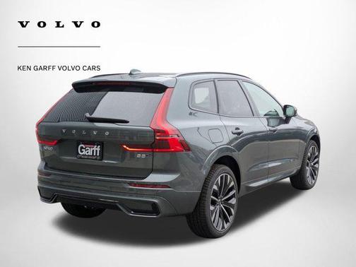 2026 Volvo XC60 B5 Ultra