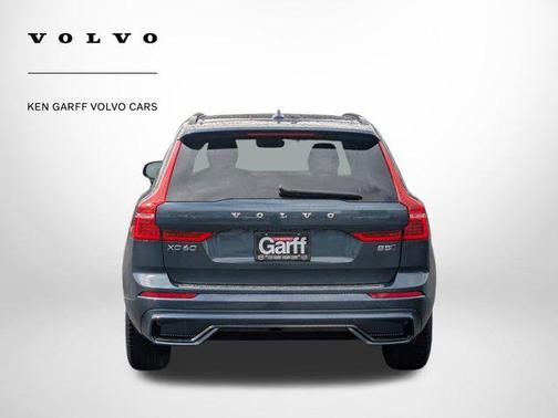 2025 Volvo XC60 B5 Core