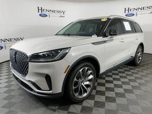 2025 Lincoln Aviator Premiere