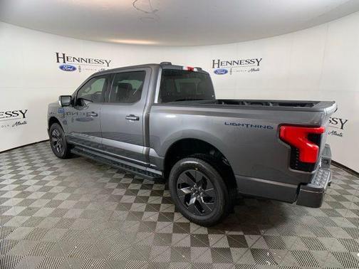 2025 Ford F-150 Lightning Flash