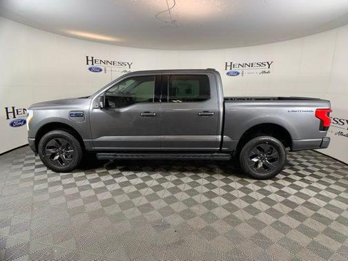 2025 Ford F-150 Lightning Flash