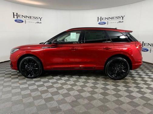 Red Carpet Metallic Tinted Clearcoat 2026 Lincoln Corsair Premiere