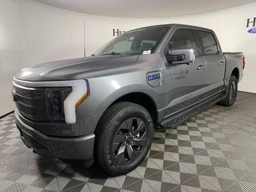 2025 Ford F-150 Lightning LARIAT