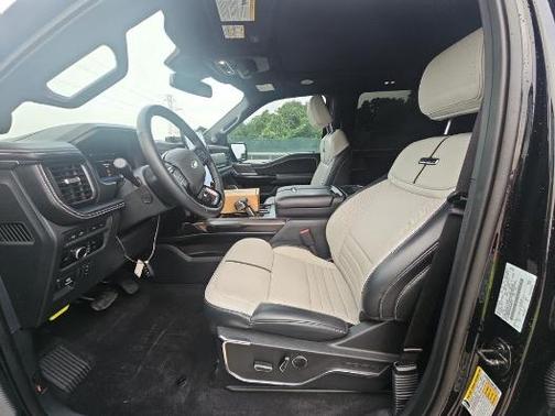 2023 Ford F-150 Lightning Platinum