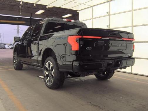 2023 Ford F-150 Lightning Platinum