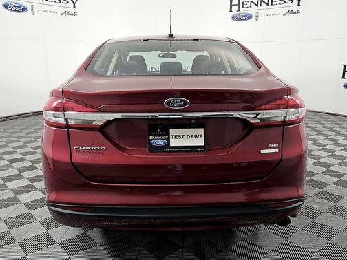 Ruby Red Metallic Tinted Clearcoat 2018 Ford Fusion SE