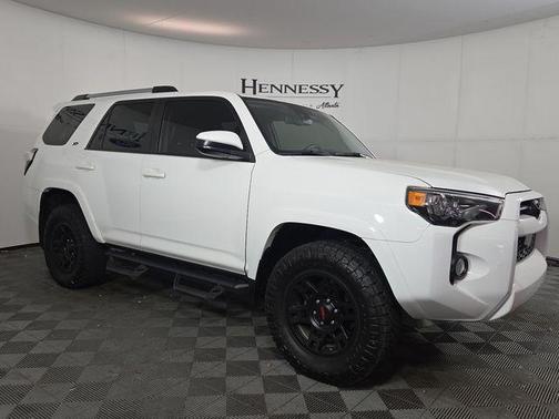 2020 Toyota 4Runner SR5
