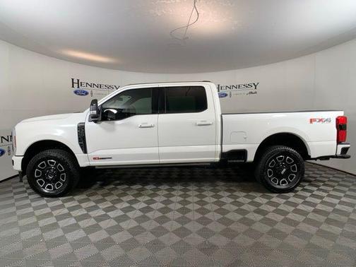 2025 Ford F-350 Platinum