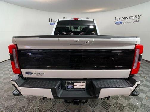 2025 Ford F-350 Platinum