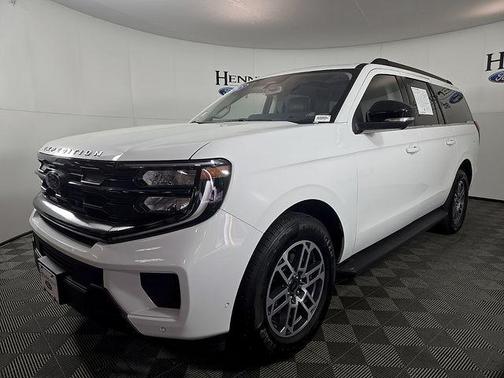 Oxford White 2025 Ford Expedition Max Active 4x2