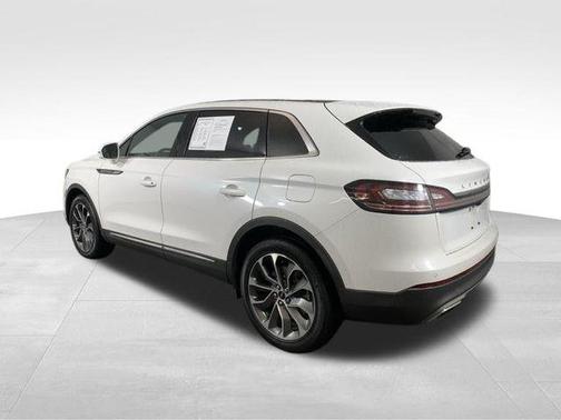 2021 Lincoln Nautilus Reserve