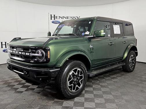 Eruption Green Metallic 2023 Ford Bronco Outer Banks