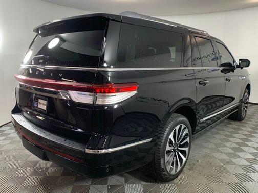 2024 Lincoln Navigator Reserve
