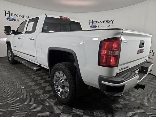 2016 GMC Sierra 2500 Denali