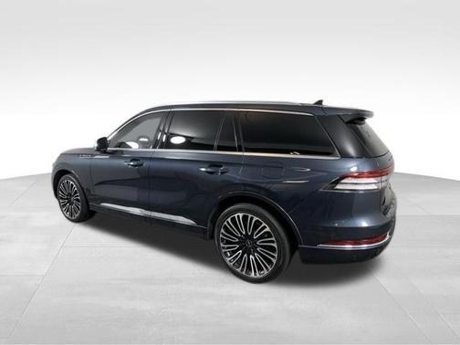 2022 Lincoln Aviator Black Label AWD