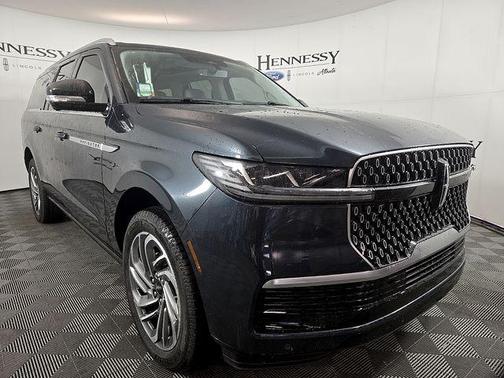 Flight Blue Metallic Clearcoat 2026 Lincoln Navigator Reserve