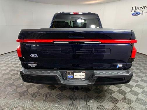 2025 Ford F-150 Lightning LARIAT