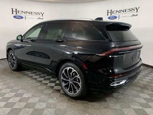 2025 Lincoln Nautilus Reserve