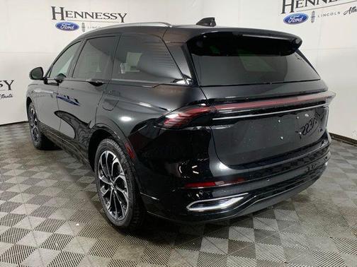 2025 Lincoln Nautilus Reserve