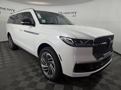 White 2026 Lincoln Navigator Reserve