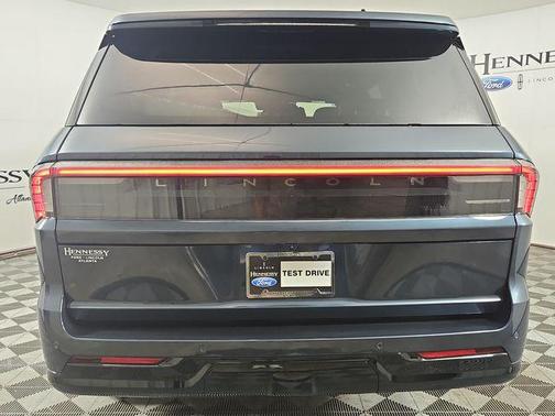 2025 Lincoln Navigator Reserve