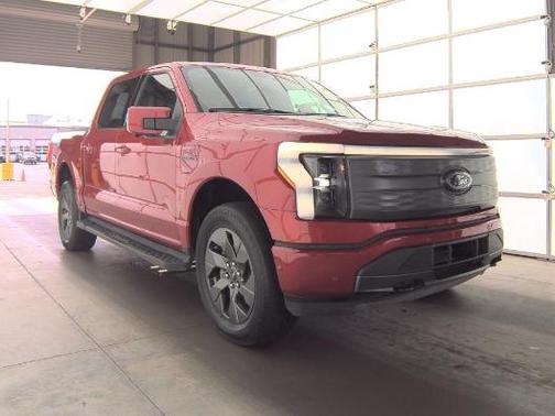 2023 Ford F-150 Lightning LARIAT