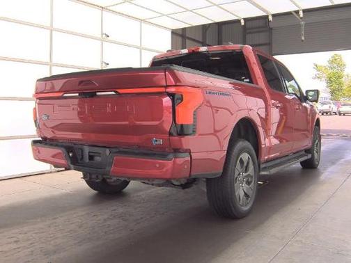 2023 Ford F-150 Lightning LARIAT