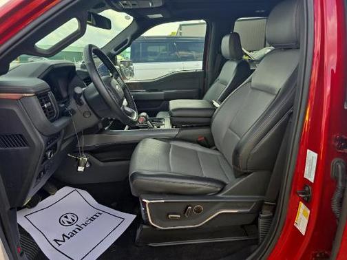 2023 Ford F-150 Lightning LARIAT