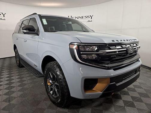 Glacier Gray Metallic Tri-Coat 2026 Ford Expedition Tremor