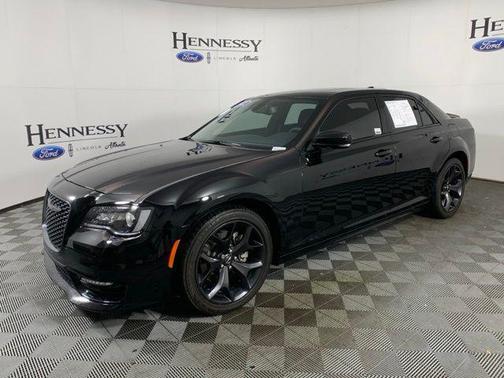2022 Chrysler 300 S