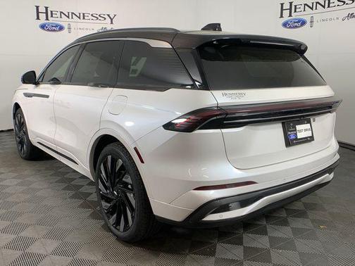 2025 Lincoln Nautilus Black Label