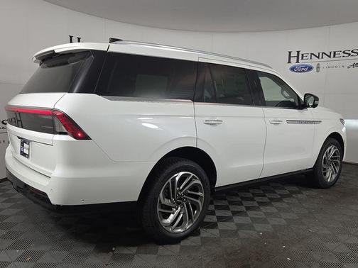 2025 Lincoln Navigator Reserve