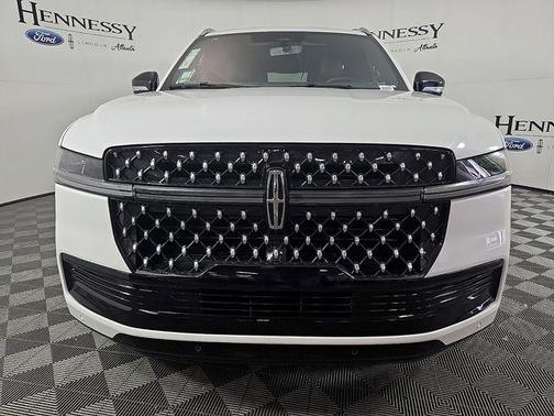 White 2026 Lincoln Navigator Black Label