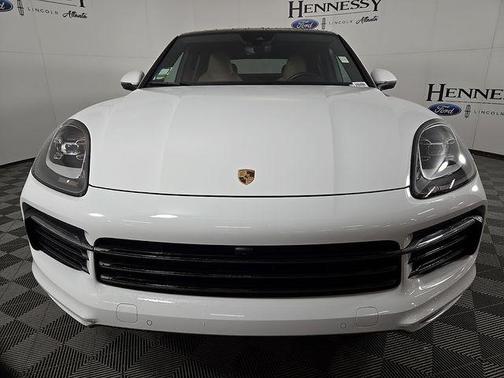 2022 Porsche Cayenne Cayenne