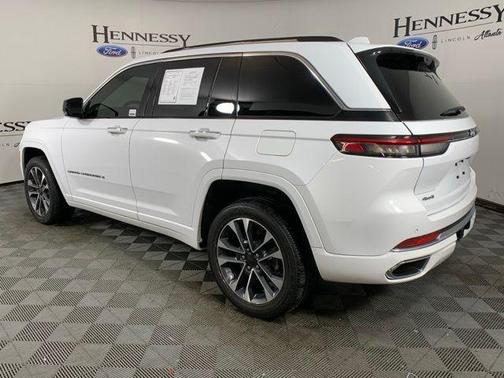 2022 Jeep Grand Cherokee Overland