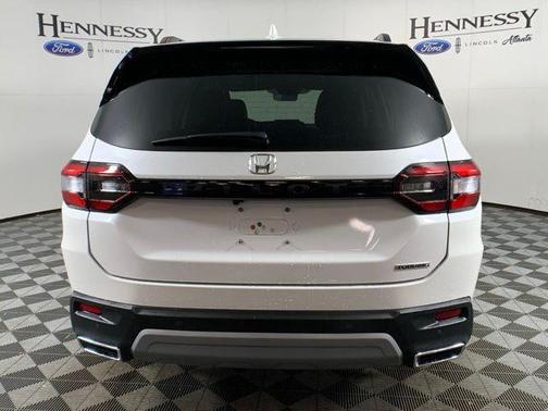 2023 Honda Pilot Touring 8-Passenger