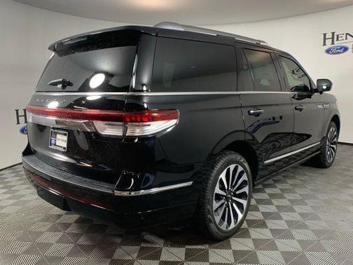 2024 Lincoln Navigator Reserve