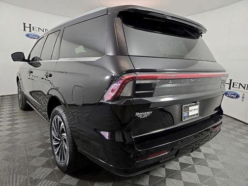 2025 Lincoln Navigator Black Label