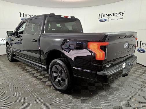 2025 Ford F-150 Lightning Flash