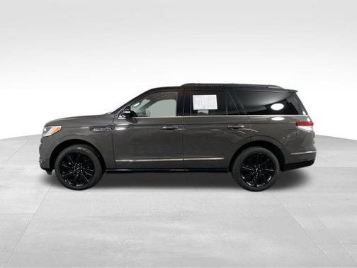 2024 Lincoln Navigator Black Label